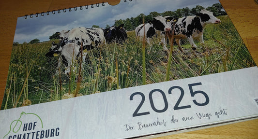 Hof Schatteburg Monatskalender 2026 – Tierische Momente fürs ganze Jahr